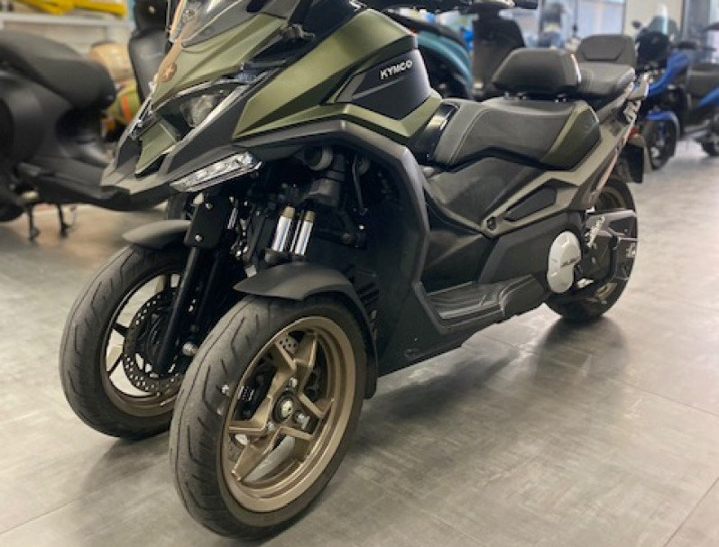 KYMCO CV3 550