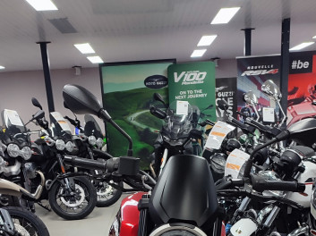 MOTO MORINI SEIEMMEZZO STR 650 A2 