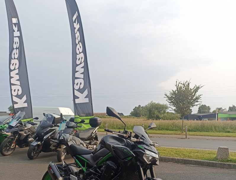 KAWASAKI Z 900