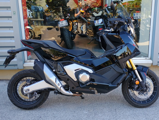 HONDA X-ADV