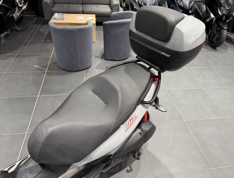 PIAGGIO MP3 300 HPE ABS ASR / Garantie 