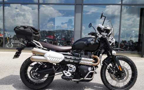 TRIUMPH SCRAMBLER 1200