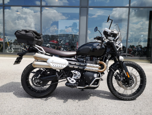 TRIUMPH SCRAMBLER 1200