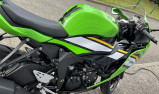 KAWASAKI ZX6R