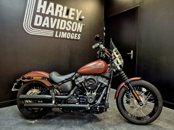 HARLEY-DAVIDSON SOFTAIL STREET BOB 1745