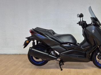 YAMAHA XMAX 300 icon black