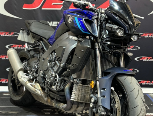 YAMAHA MT-10