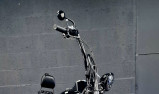 TRES BELLE HARLEY-DAVIDSON SOFTAIL SPRINGER 1584 CROSS BONES NOIR 