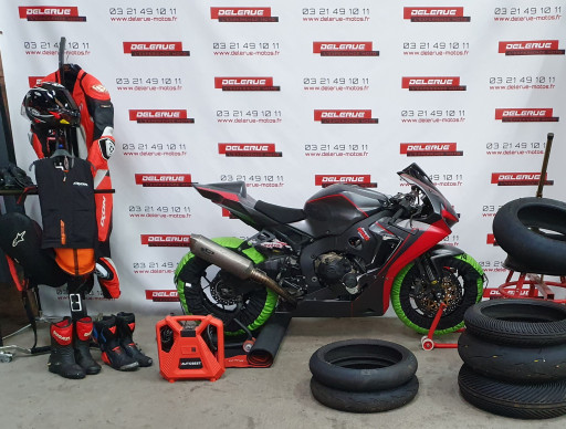 HONDA CBR 1000 RR SP2