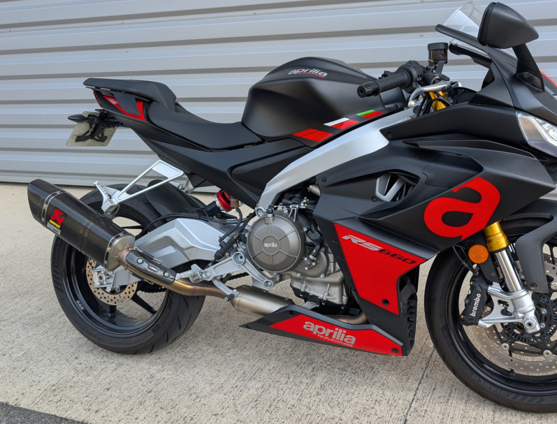 APRILIA RS660 version full super etat