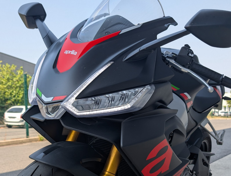 APRILIA RS660 version full super etat