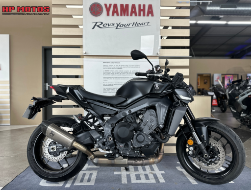 YAMAHA MT-09 Y-AMT AKRAPOVIC