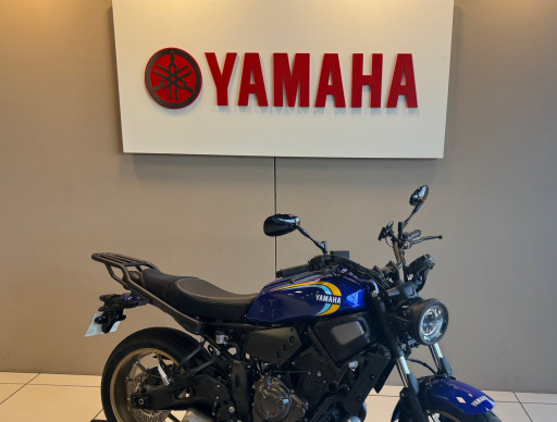 YAMAHA XSR 700