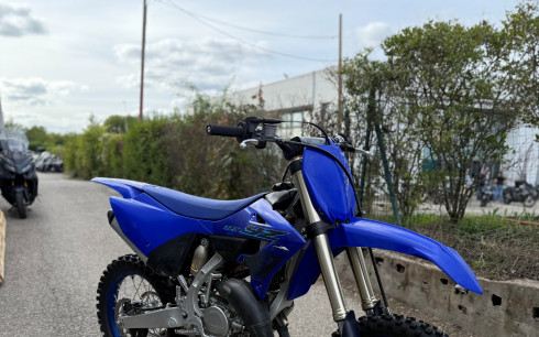 YAMAHA YZ 125