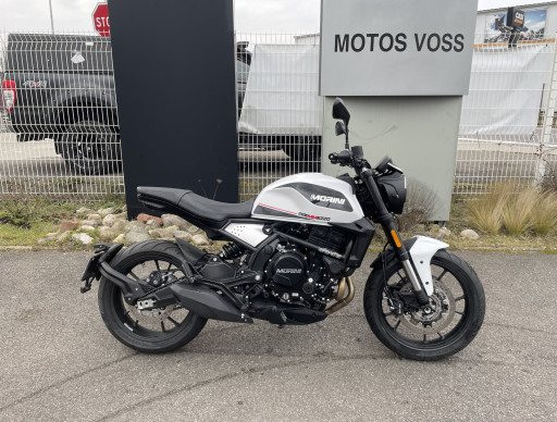 MOTO MORINI SEIEMMEZZO 650