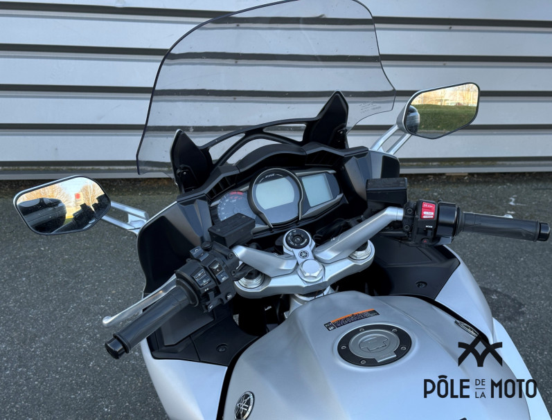 YAMAHA FJR 1300 AE