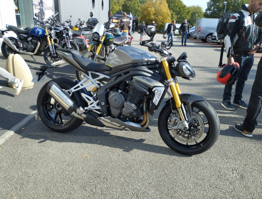 TRIUMPH SPEED TRIPLE 1200 RS 2024