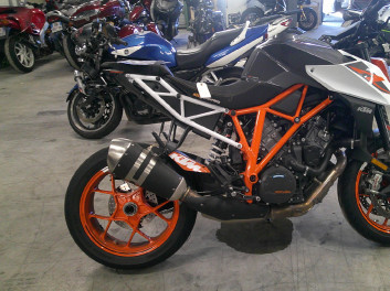 KTM 1290 SUPER DUKE ACCIDENTE RSV N°18784