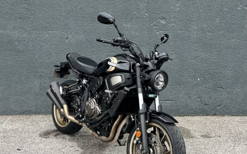YAMAHA XSR 700