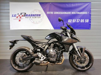 SUZUKI GSX-S 8S