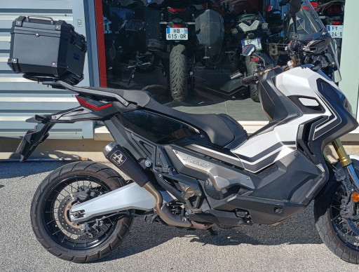 HONDA X-ADV 750 