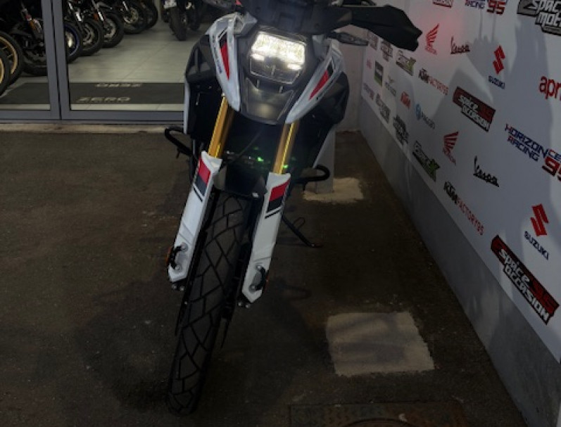 SUZUKI DL 1050 V-STROM DE