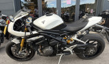 TRIUMPH SPEED TRIPLE 1200 RR