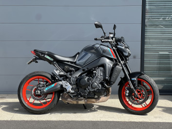 YAMAHA MT-09