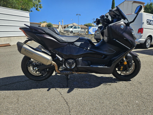 YAMAHA XP T-MAX 560 TECH MAX