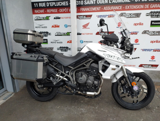 TRIUMPH TIGER 800 XRT