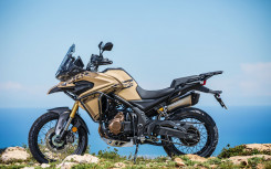 VOGE 625 DSX