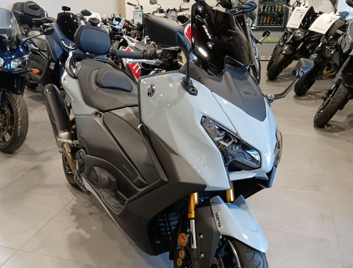 YAMAHA XP T-MAX 560 TECH MAX