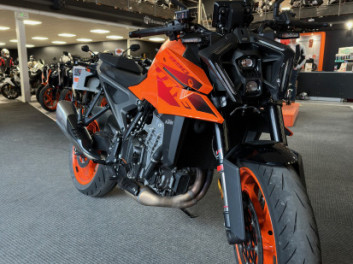 KTM 990 DUKE