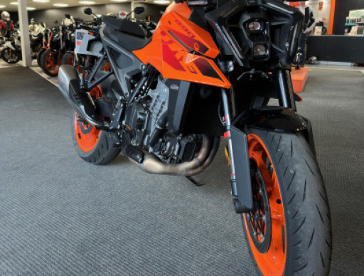 KTM 990 DUKE