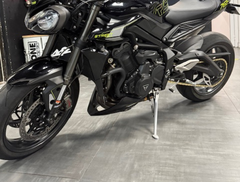 TRIUMPH STREET TRIPLE 765 RS 2024