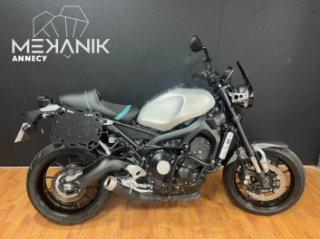YAMAHA XSR 900