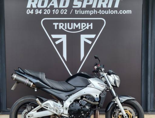 SUZUKI GSR 600