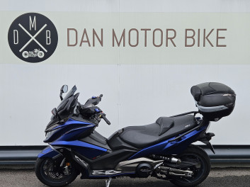 KYMCO AK 550