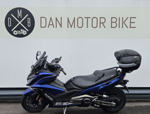 KYMCO AK 550