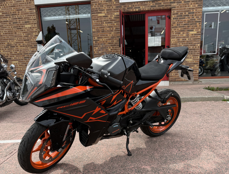 KTM RC 125 2022