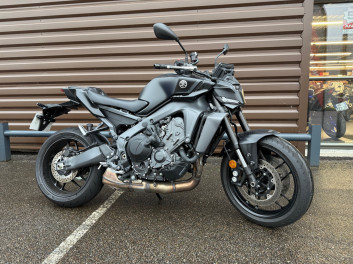 YAMAHA MT-09  Y-AMT