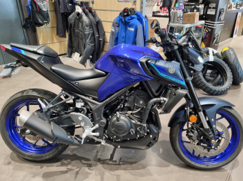 YAMAHA MT03