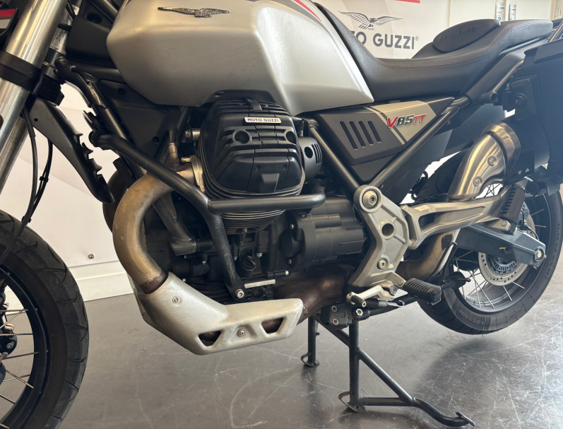 MOTO GUZZI V85 TT TRAVEL 850 A2