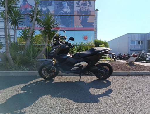 HONDA X-ADV 750 ABS