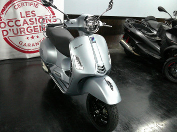 VESPA GTS 300 ABS 2021 9028KM