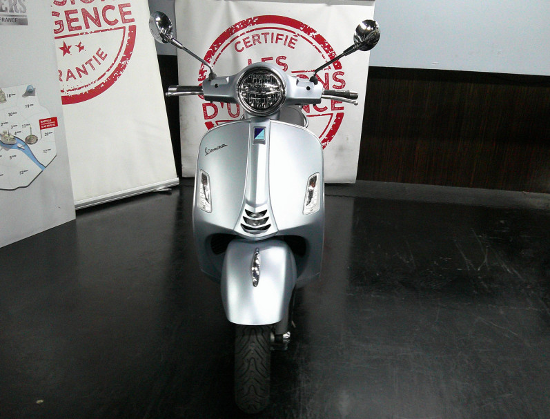VESPA GTS 300 ABS 2021 9028KM