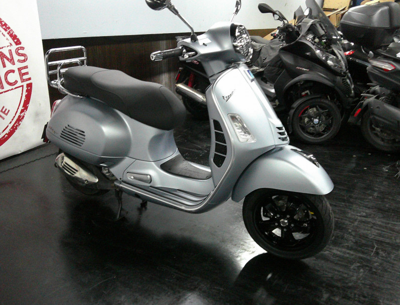 VESPA GTS 300 ABS 2021 9028KM