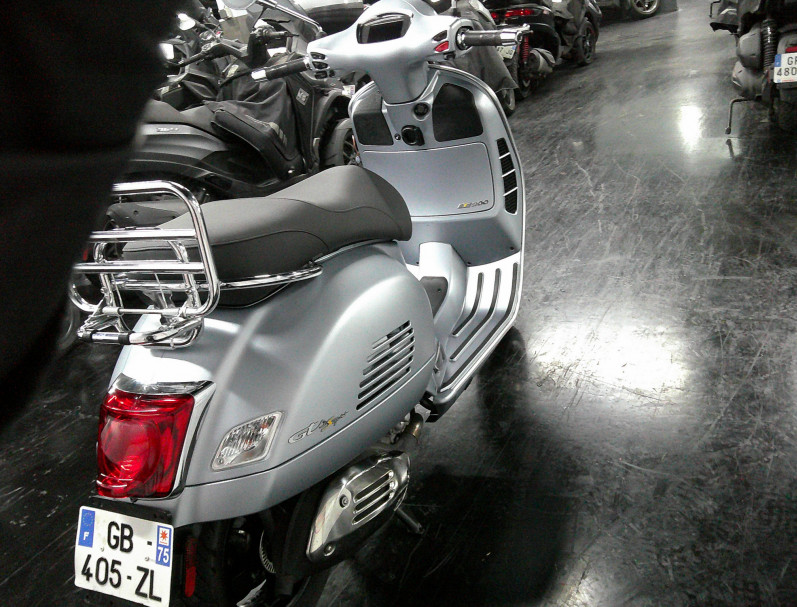 VESPA GTS 300 ABS 2021 9028KM