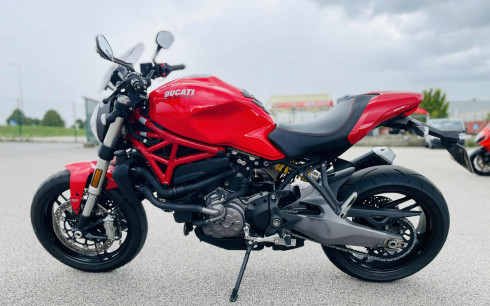 DUCATI MONSTER 821 A2