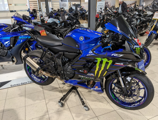 YAMAHA YZF-R7 PISTE TOUTES OPTIONS 